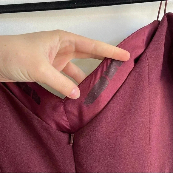 Amsale Off the Shoulder Burgundy Formal Gown Bridesmaid Dress Maroon Ribbing 10 - Picture 5 of 12
